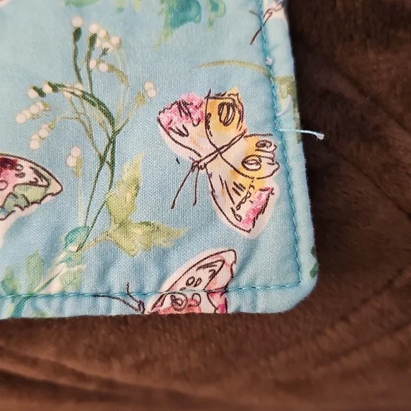 Table Runner - Picture 8 of 9